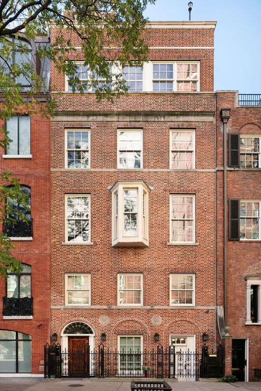 7 Bed 7 Bath Townhouse 8,534 Sq Ft Buyer Match in New York