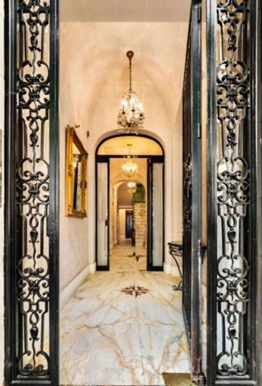 10 Bed 17 Bath Home 14,750 Sq Ft Buyer Match in New York