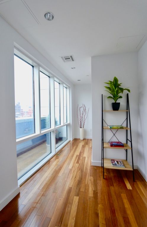 3 Bedroom 4 Bath Condo 2,700 Sq Ft in New York