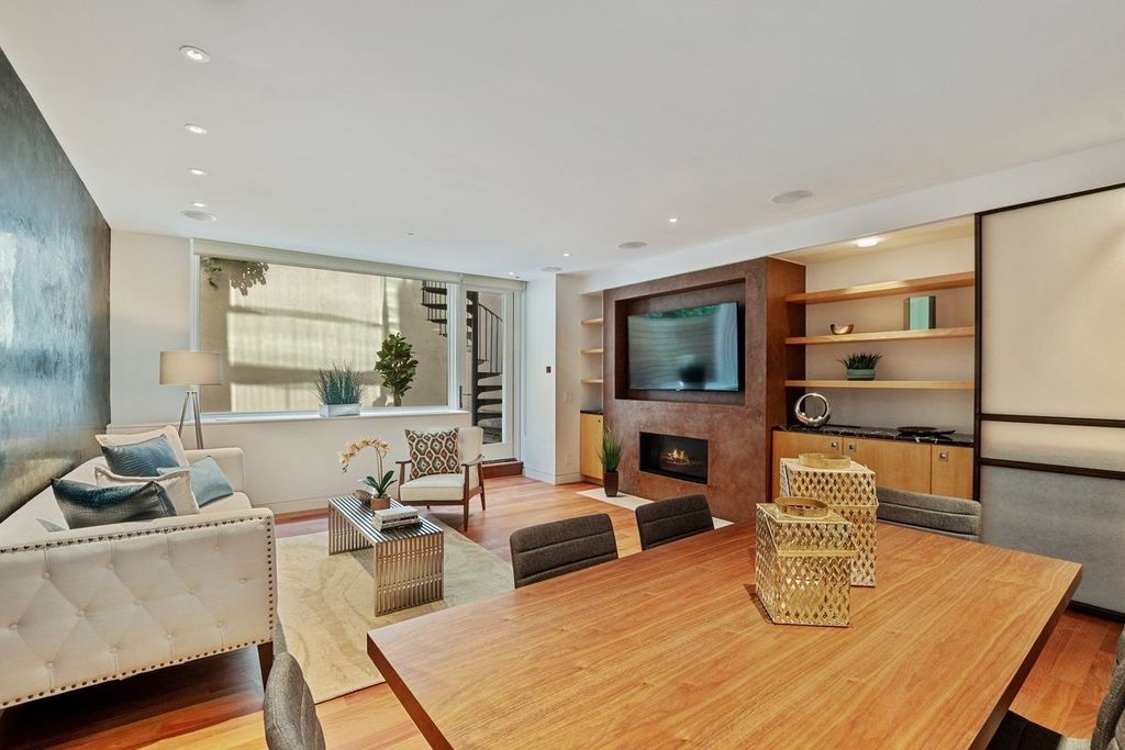 5 Bedroom 4 Bath Townhouse 4,068 Sq Ft in New York