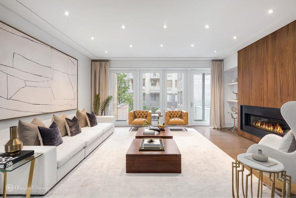 5 Bedroom 4 Bath Townhouse 4,334 Sq Ft in New York