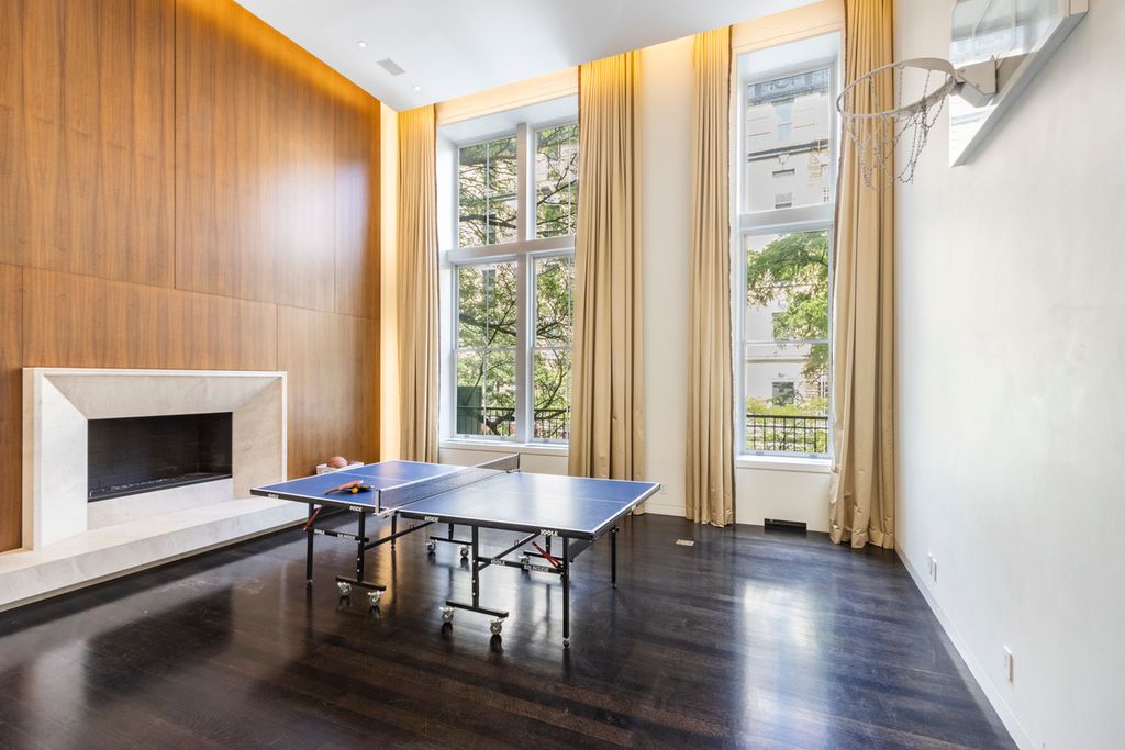 5 Bedroom 7 Bath Home 10,000 Sq Ft in New York