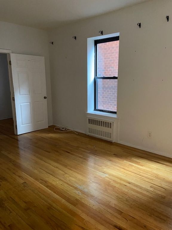 3 Bedroom 2 Bath Home 1,000 Sq Ft in New York