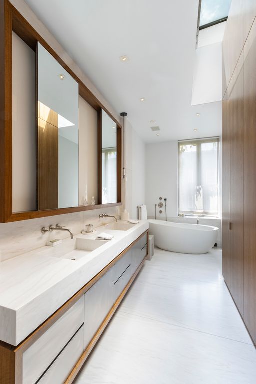 5 Bedroom 7 Bath Home 10,000 Sq Ft in New York