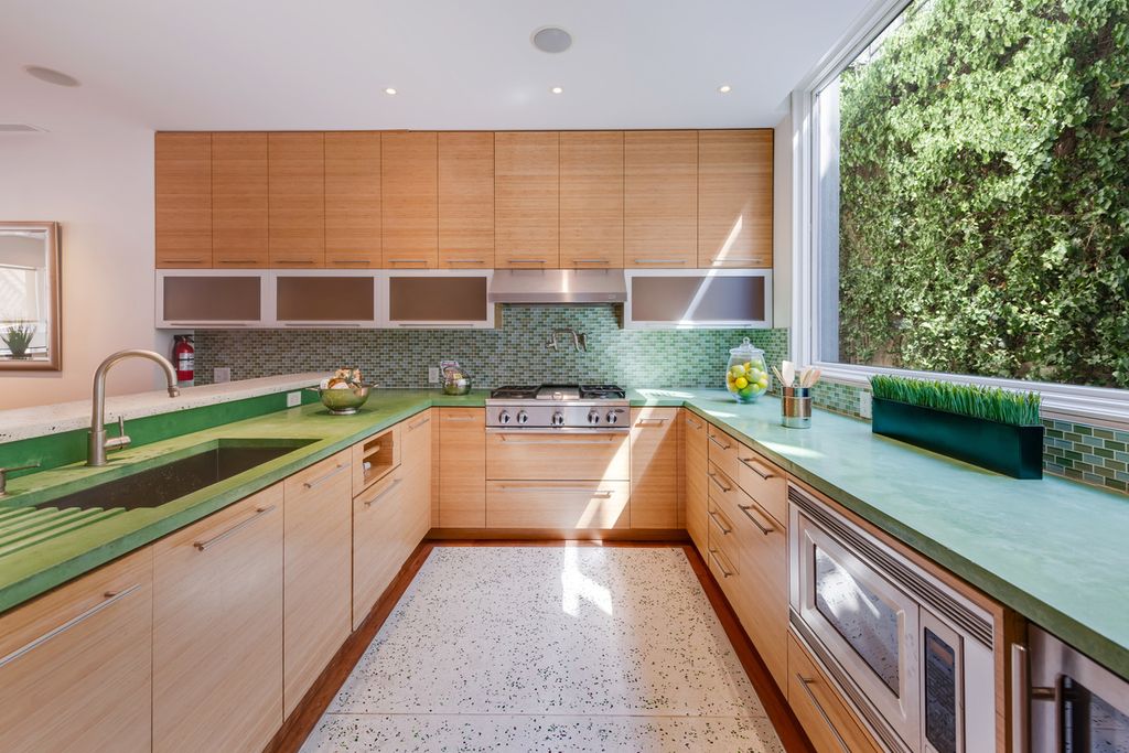 5 Bedroom 4 Bath Townhouse 4,068 Sq Ft in New York