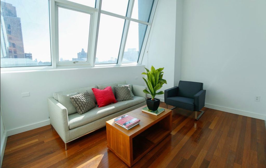 3 Bedroom 4 Bath Condo 2,700 Sq Ft in New York