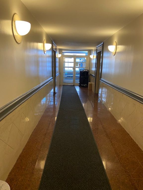 3 Bedroom 2 Bath Home 1,000 Sq Ft in New York