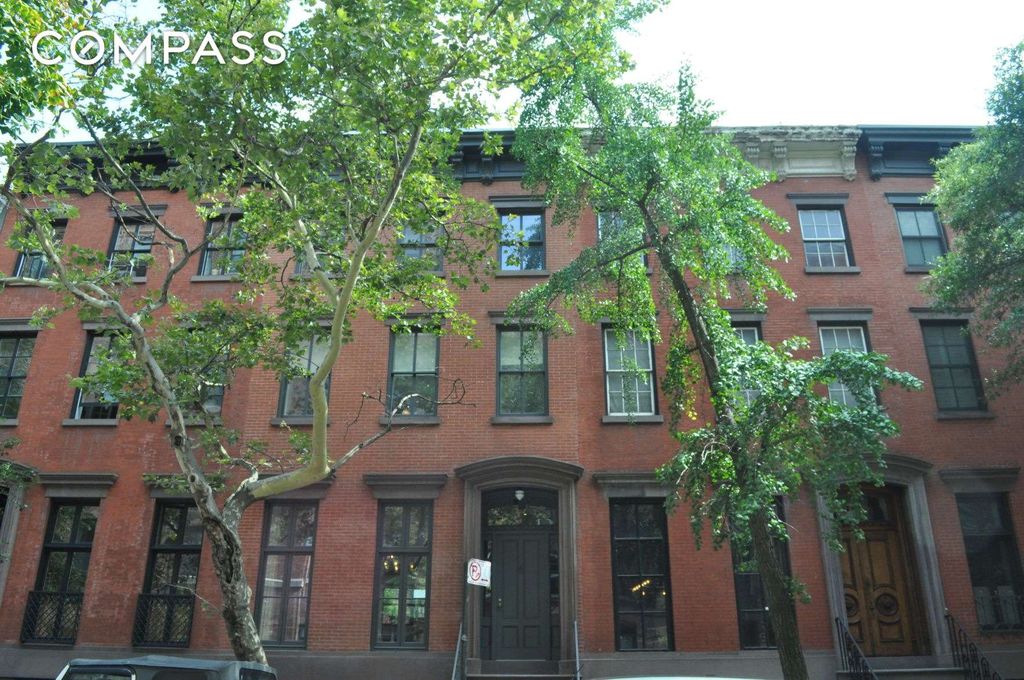 6 Bedroom 10 Bath Townhouse 4,875 Sq Ft in New York