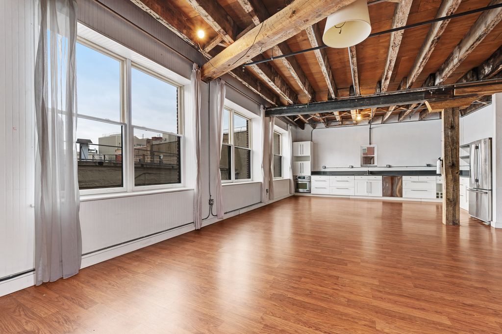 7 Bedroom 7 Bath Home 13,000 Sq Ft in New York