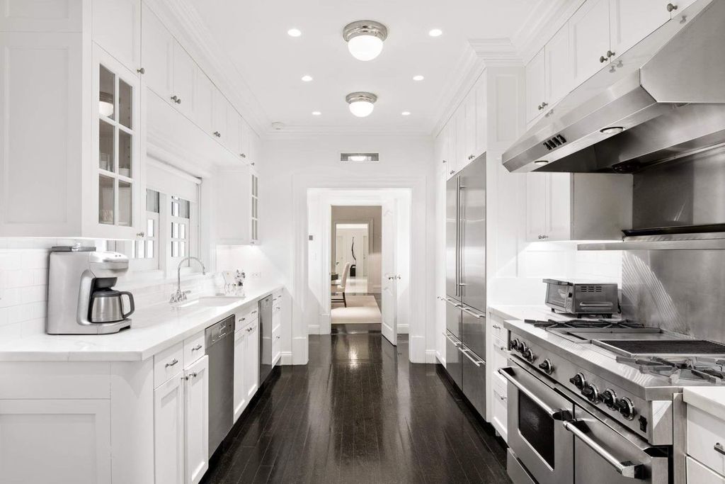 6 Bed 9 Bath Townhouse 8,800 Sq Ft Buyer Match in New York