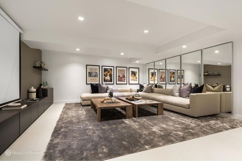 5 Bedroom 4 Bath Townhouse 4,334 Sq Ft in New York