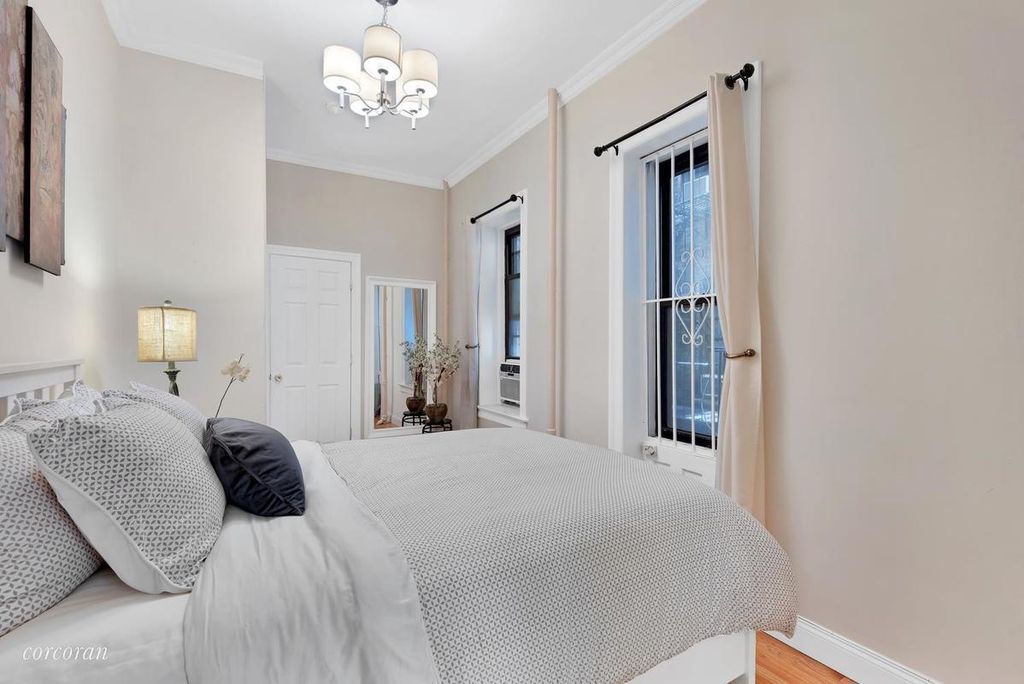 1 Bedroom 1 Bath Condo 600 Sq Ft in New York