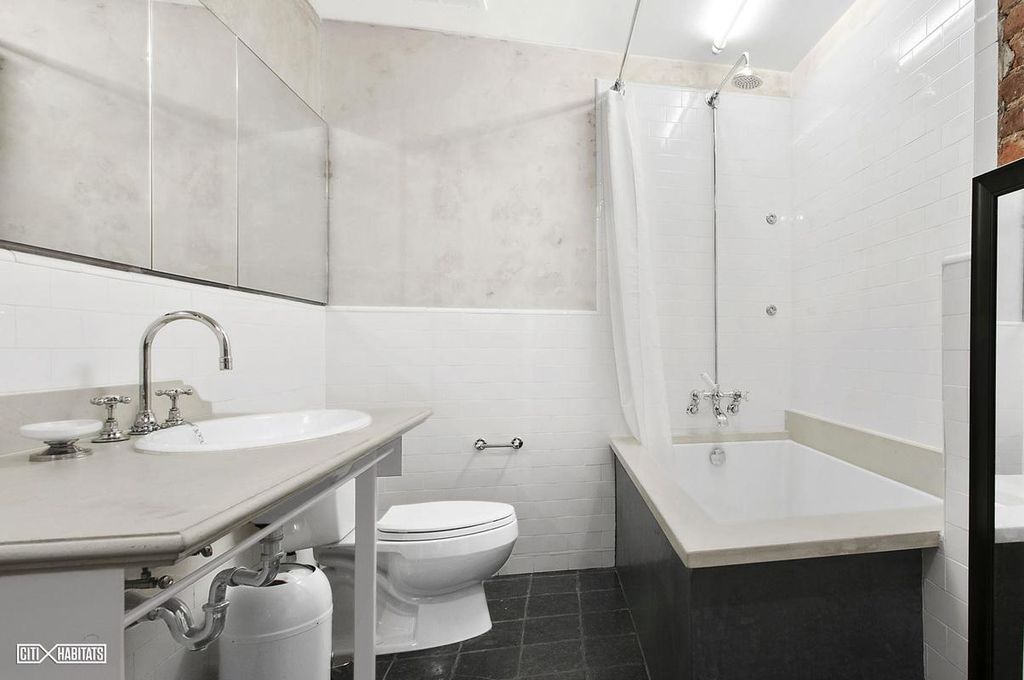 3 Bedroom 3 Bath Condo 2,320 Sq Ft in New York