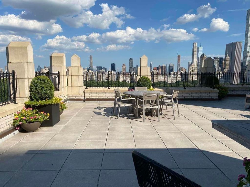2 Bedroom 2 Bath Condo 1,536 Sq Ft in New York