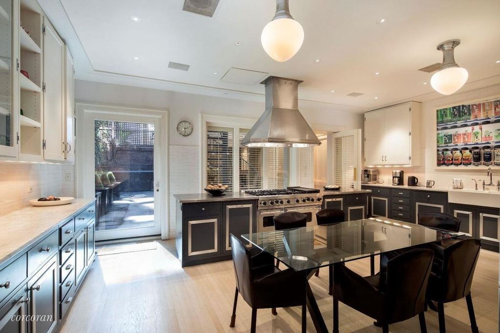 7 Bedroom 8 Bath Townhouse 11,550 Sq Ft in New York