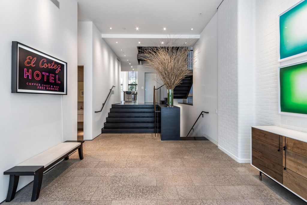 5 Bedroom 7 Bath Home 10,000 Sq Ft in New York