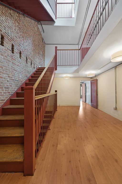 7 Bedroom 7 Bath Home 13,000 Sq Ft in New York