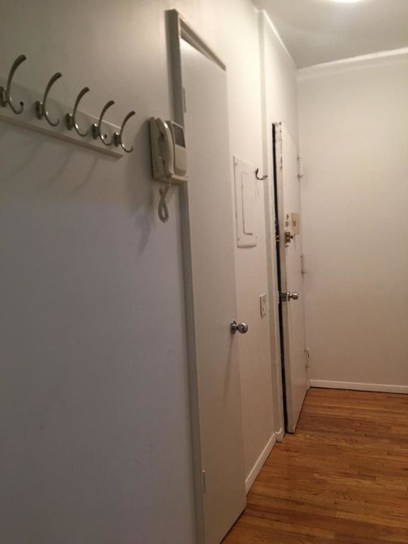 3 Bedroom 2 Bath Home 1,000 Sq Ft in New York