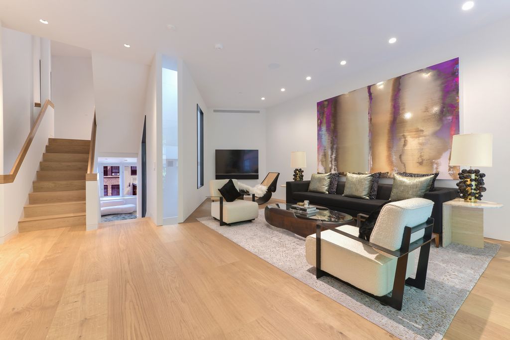 4 Bed 6 Bath Townhouse 6,000 Sq Ft Buyer Match in Zip 10011