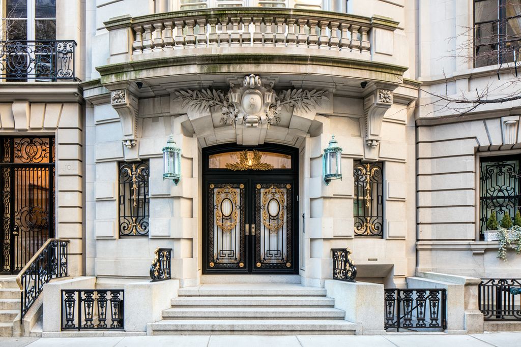 6 Bed 8 Bath Townhouse 14,825 Sq Ft Buyer Match in New York