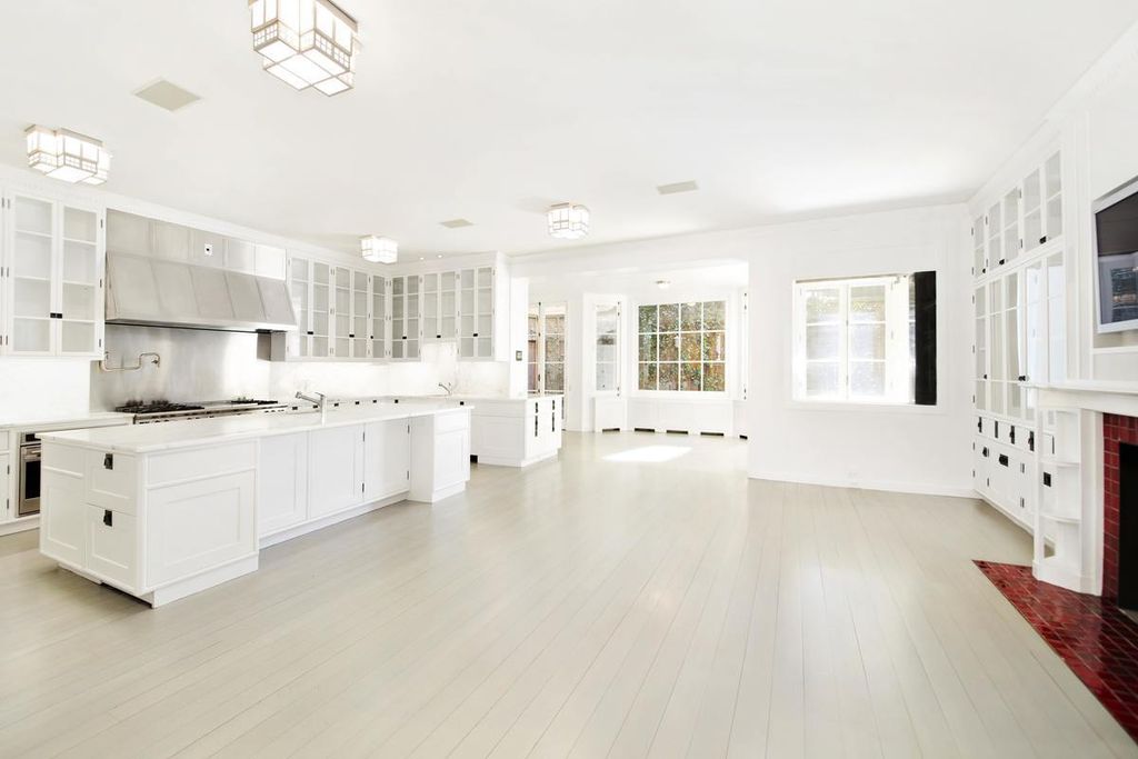 7 Bed 11 Bath Townhouse 12,111 Sq Ft Buyer Match in New York