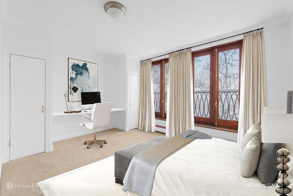 4 Bedroom 5 Bath Townhouse 4,400 Sq Ft in New York